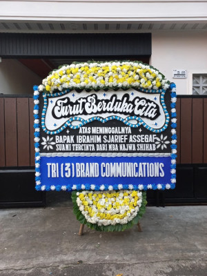 Papan Bunga Duka di Dokiri